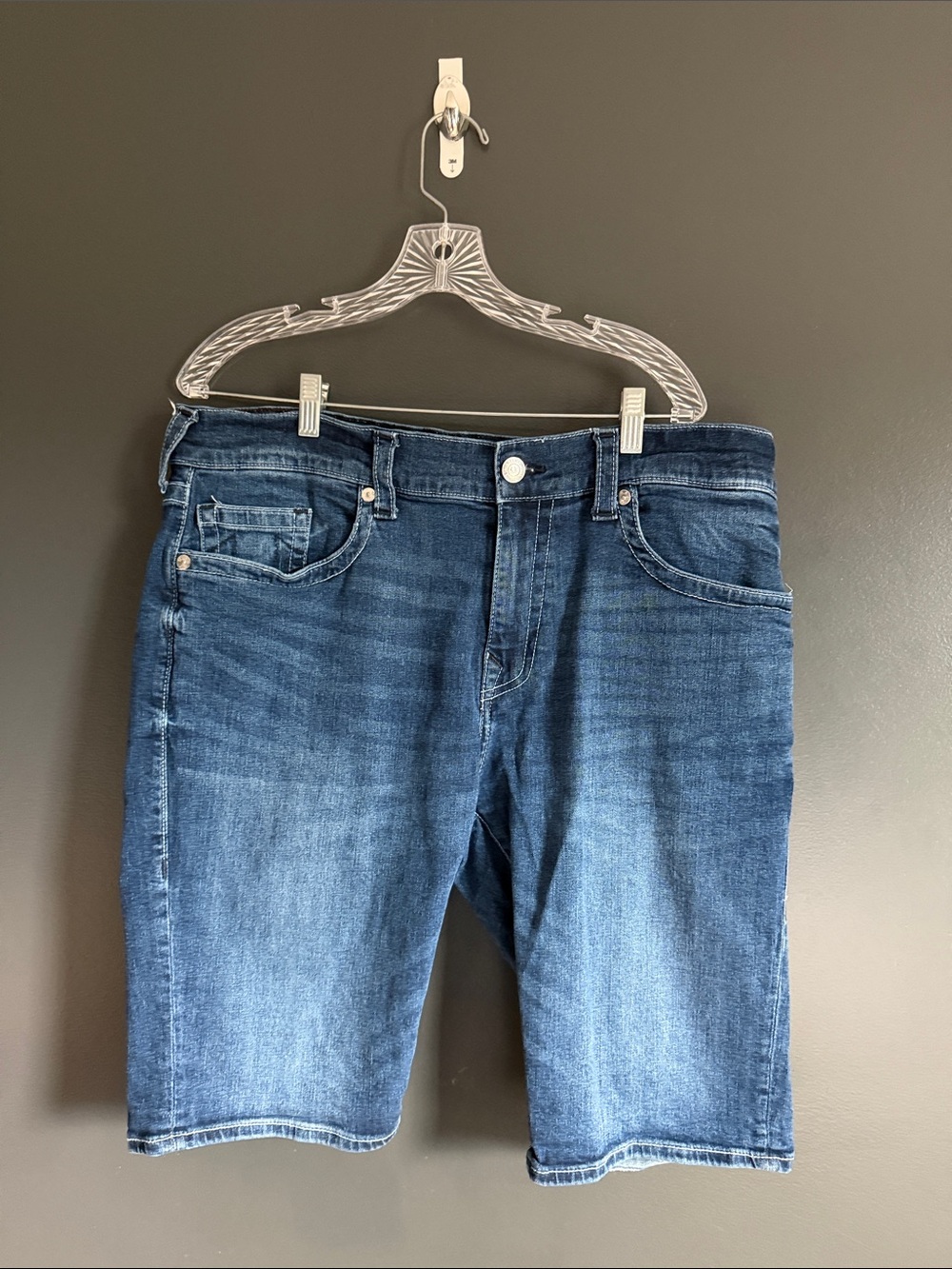 Relaxed Fit Men's Blue Denim Jeans Shorts